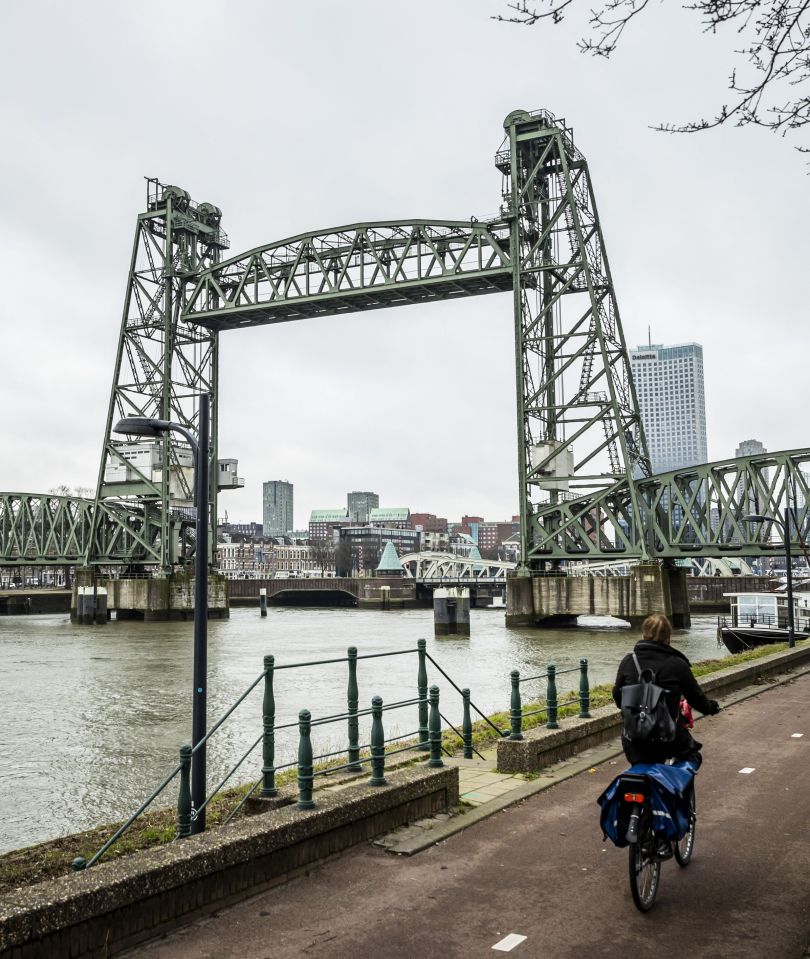 The central section of the famous Koningshaven Bridge would have to be removed to fit the superyacht through