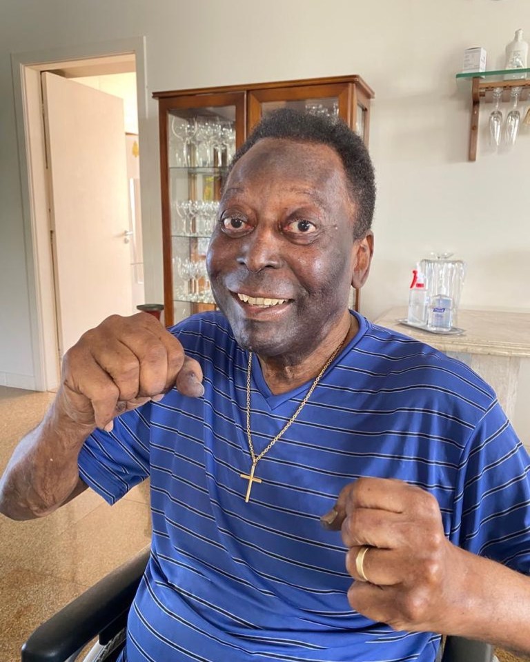 Pele posted a picture of himself for the first time in six weeks and asked fans 'Don't you think I look handsome?'