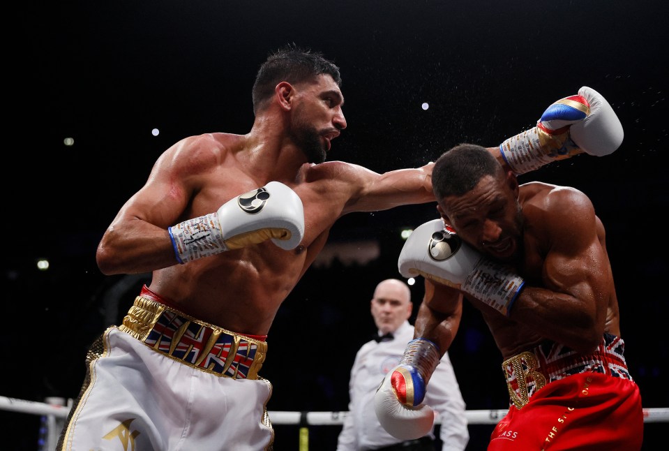 Despite being wobbled several times, Amir Khan showed great heart and determination