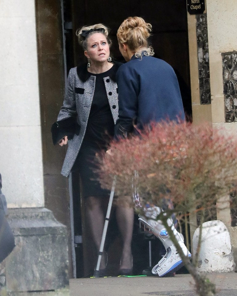 Linda flies into a rage with daughter Nancy at Tina's funeral