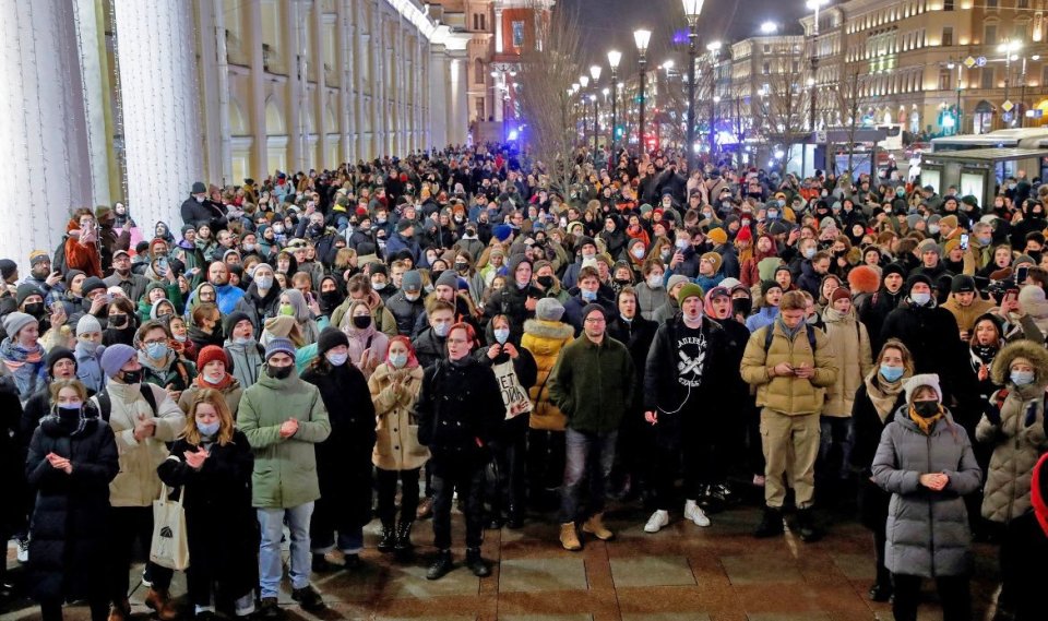 Thousands have attended anti-war protests in Saint Petersburg