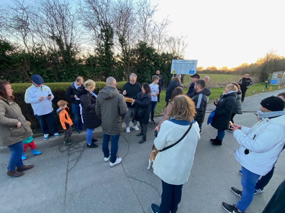 Marcelo Bielsa bid an emotional farewell to Leeds fans on Sunday