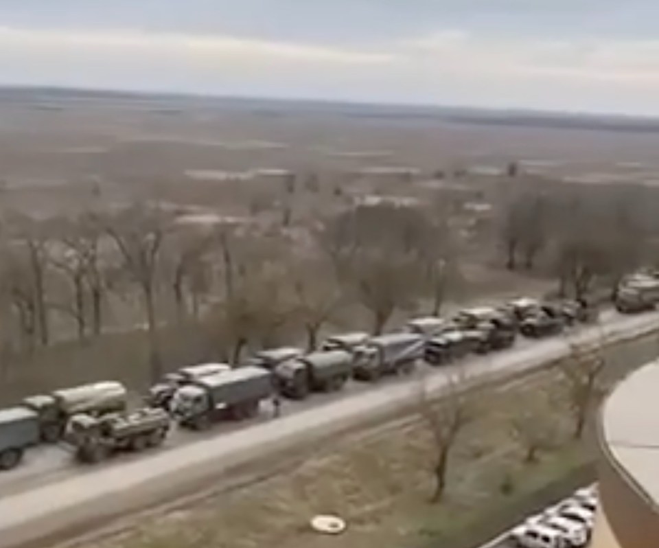 Huge convoy of Russian armoured vehicles leaves Crimea