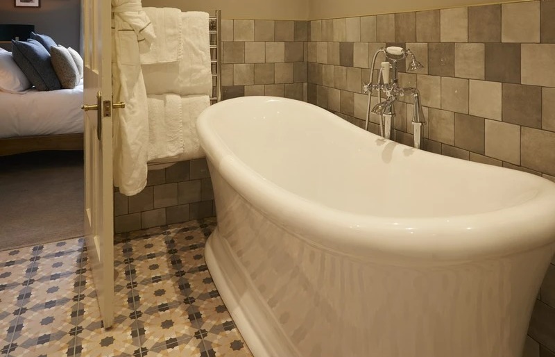 Superior rooms come with luxurious roll top baths