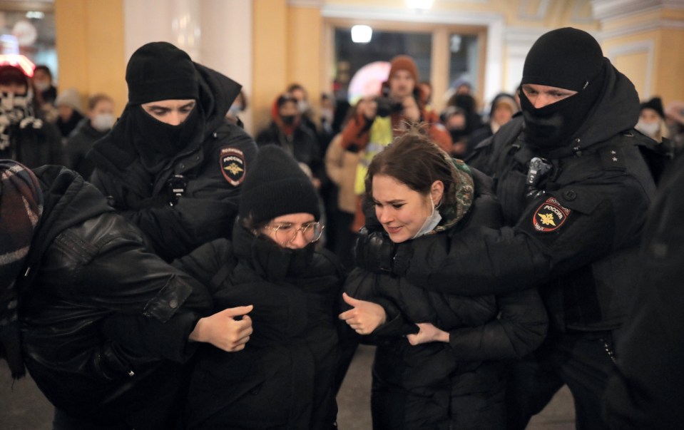 More than 1,000 people have been detained at protests in Moscow and Saint Petersburg