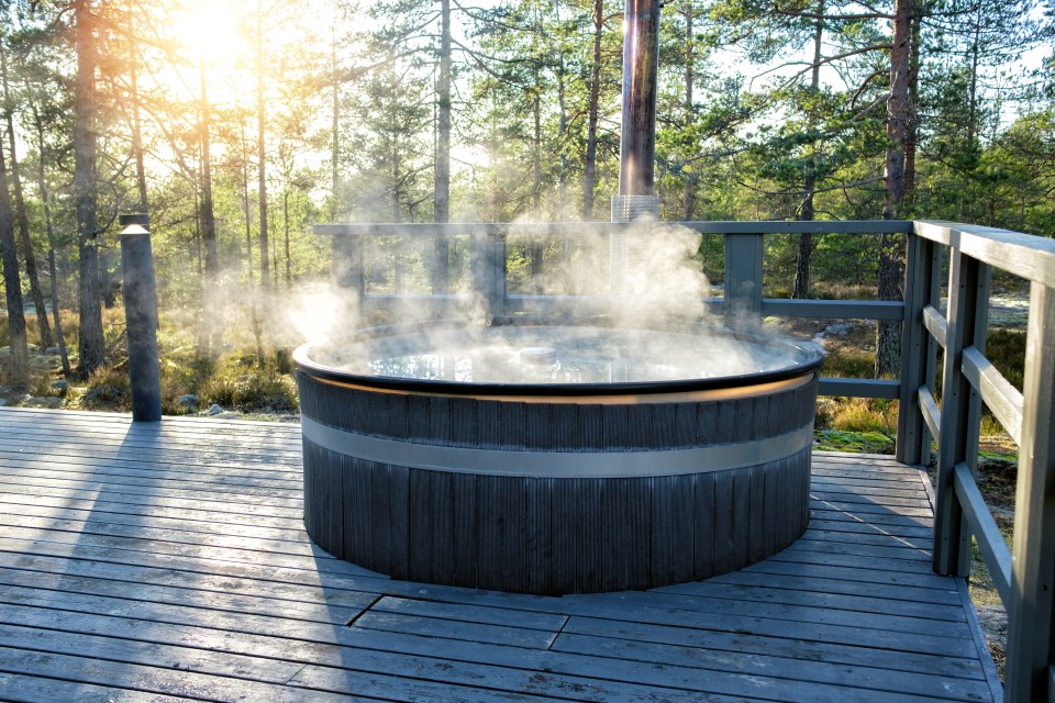 There are a lot of properties available to rent across the UK that come with private hot tubs