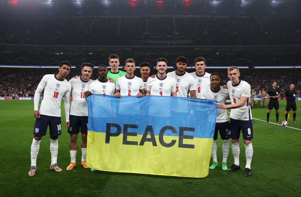 England showed their support to Ukraine prior to their friendly against Ivory Coast