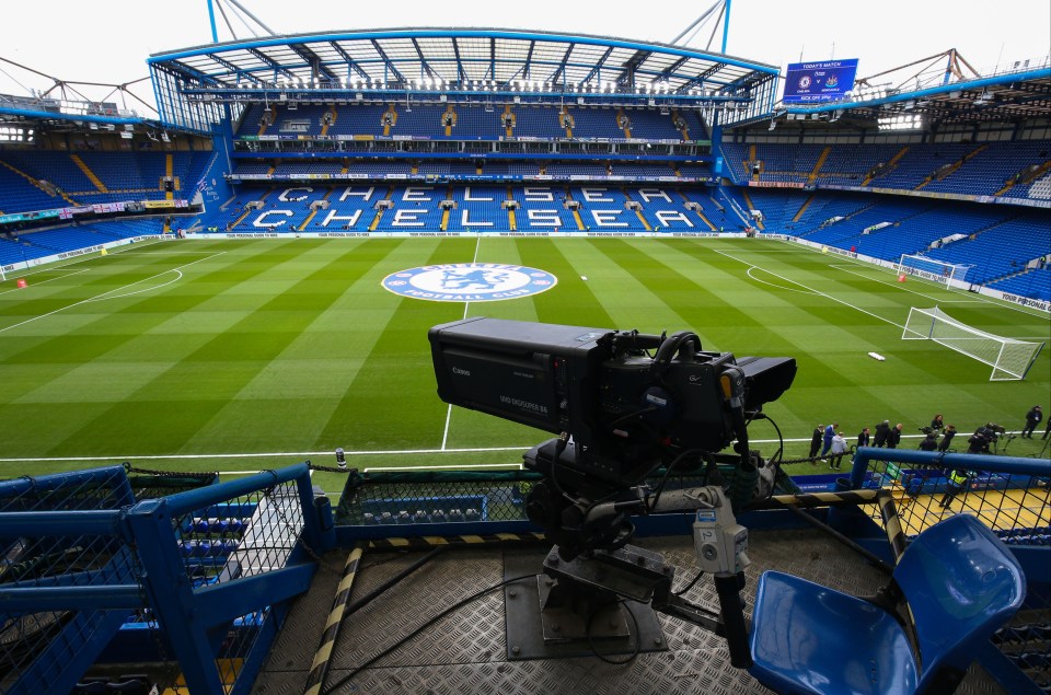 Chelsea vs Arsenal will take place under the lights at Stamford Bridge on April 20