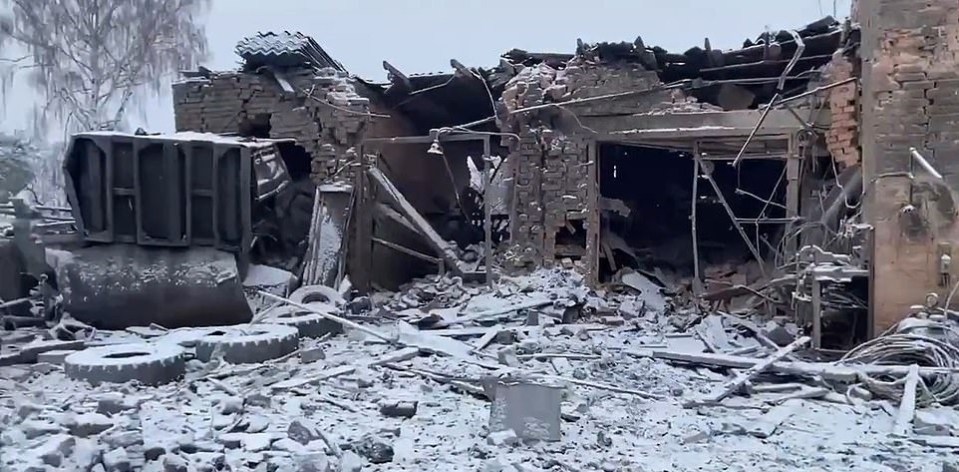 Houses destroyed in airstrikes in Sumy, which killed more than a dozen people