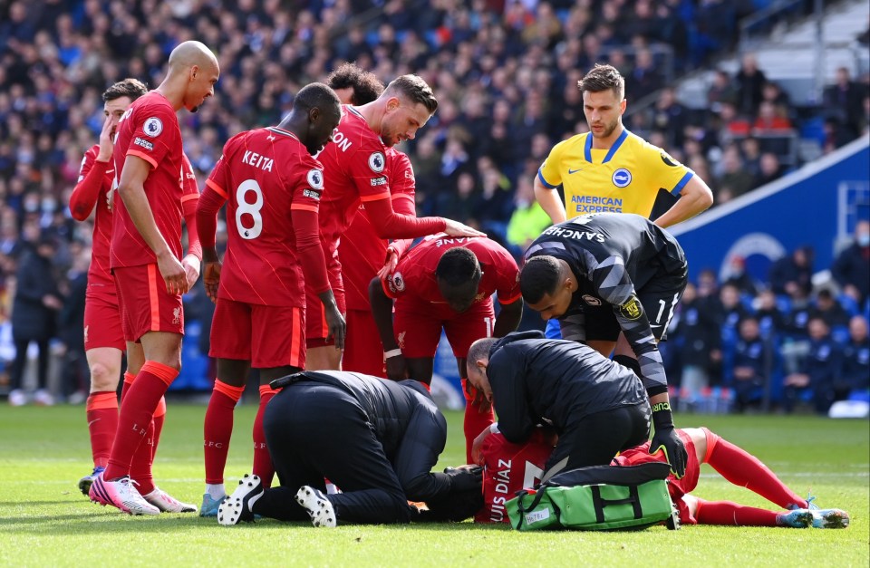 Diaz had to receive treatment and the goalkeeper escaped punishment