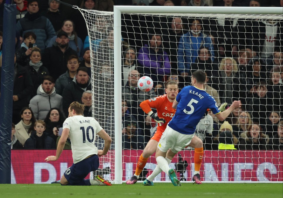 Everton got off to a terrible start when Michael Keane put the ball past his own goalkeeper