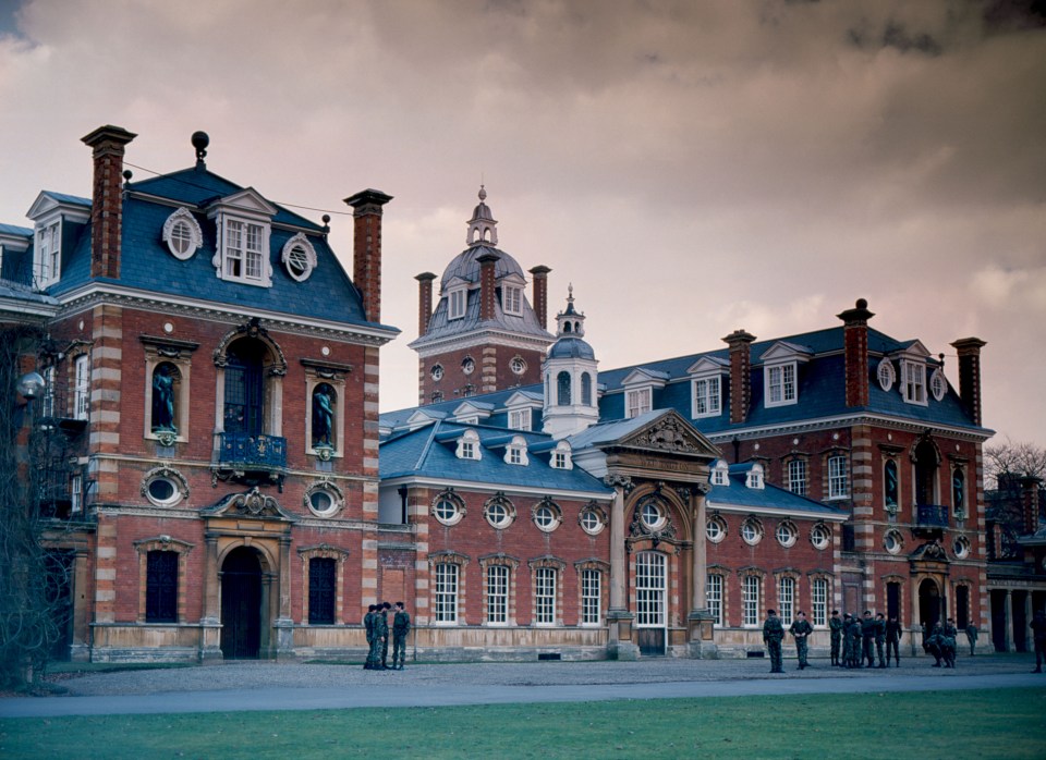 Terror cops stormed Wellington College and arrested a pupil who allegedly bought bomb ingredients online