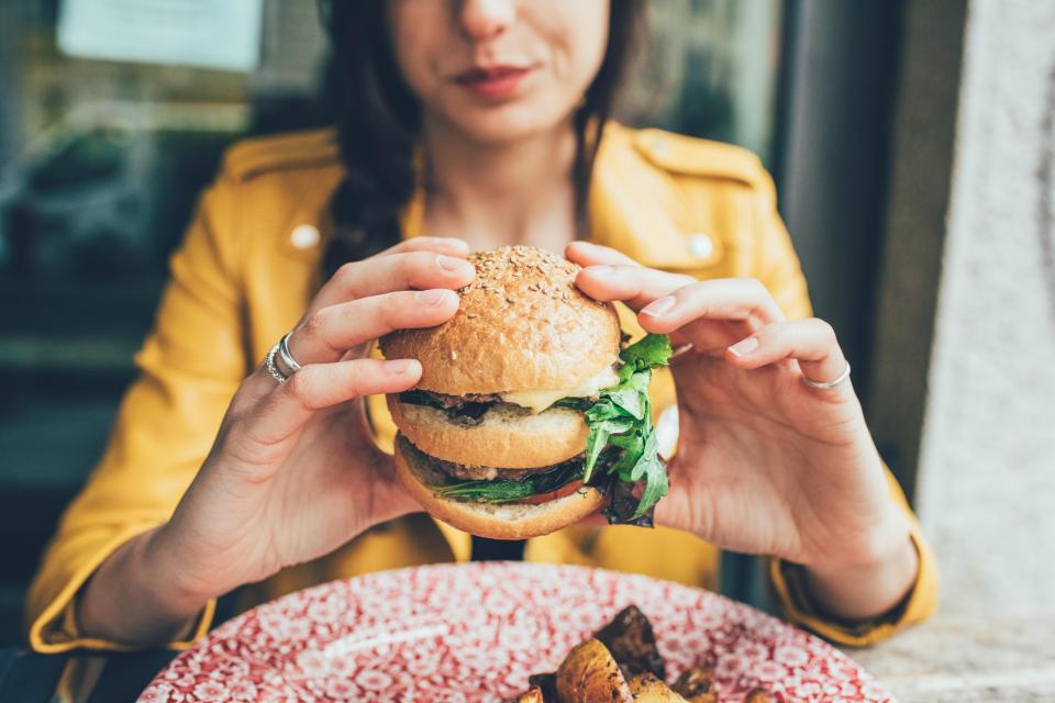 Scientists say eating processed meat in the evening raises heart disease risk