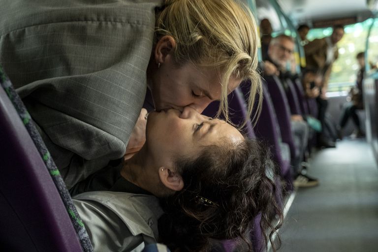 Killing Eve fans are bemoaning the lack of intimate scenes between Eve and Villanelle in the final season