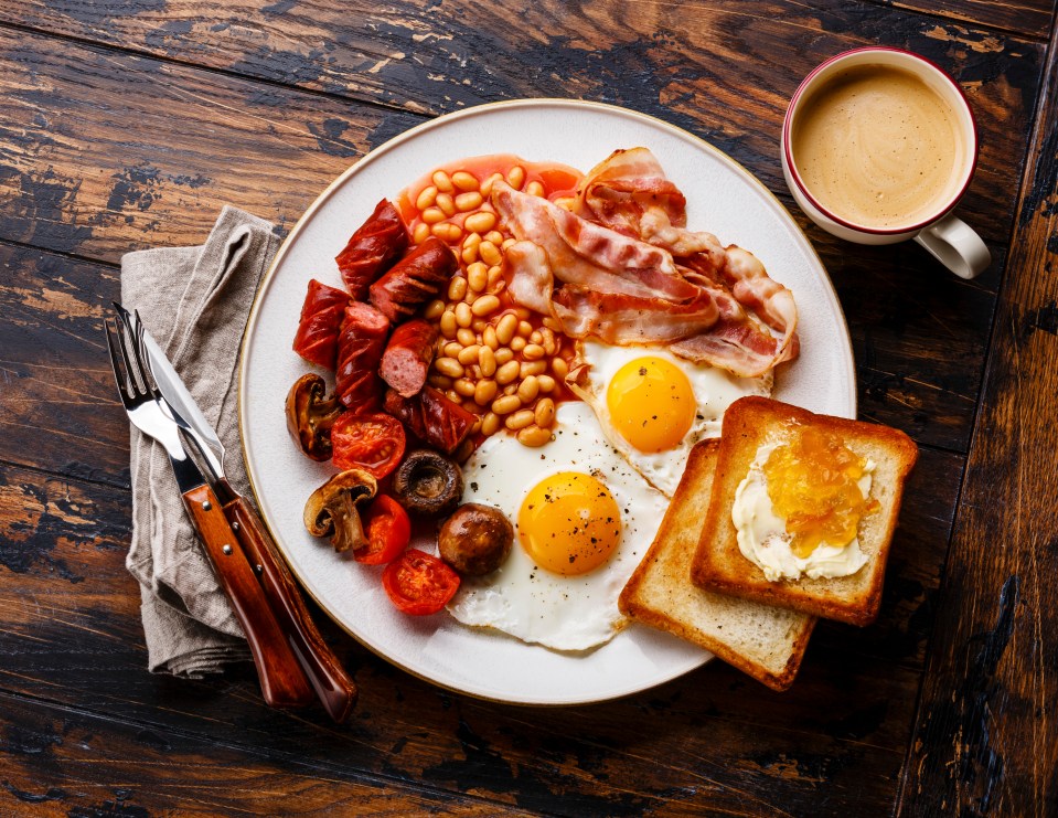 This is our idea of the perfect full English fry-up