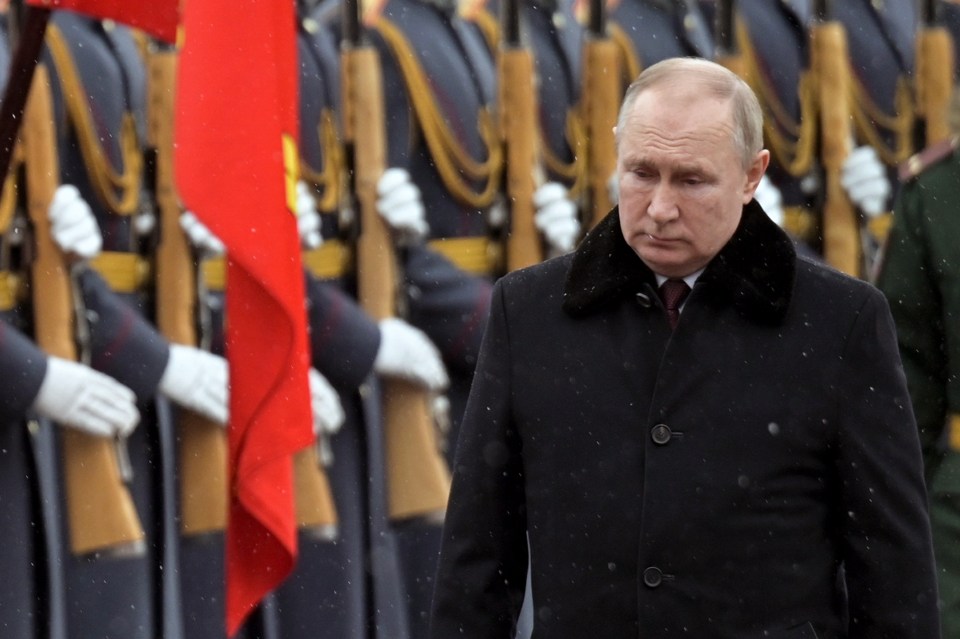 Russian President Vladimir Putin is said to have his ‘back to the wall’