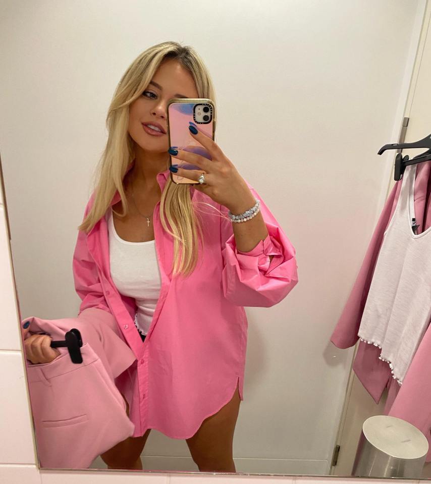 The TV star recently flashed her toned in an oversized pink shirt