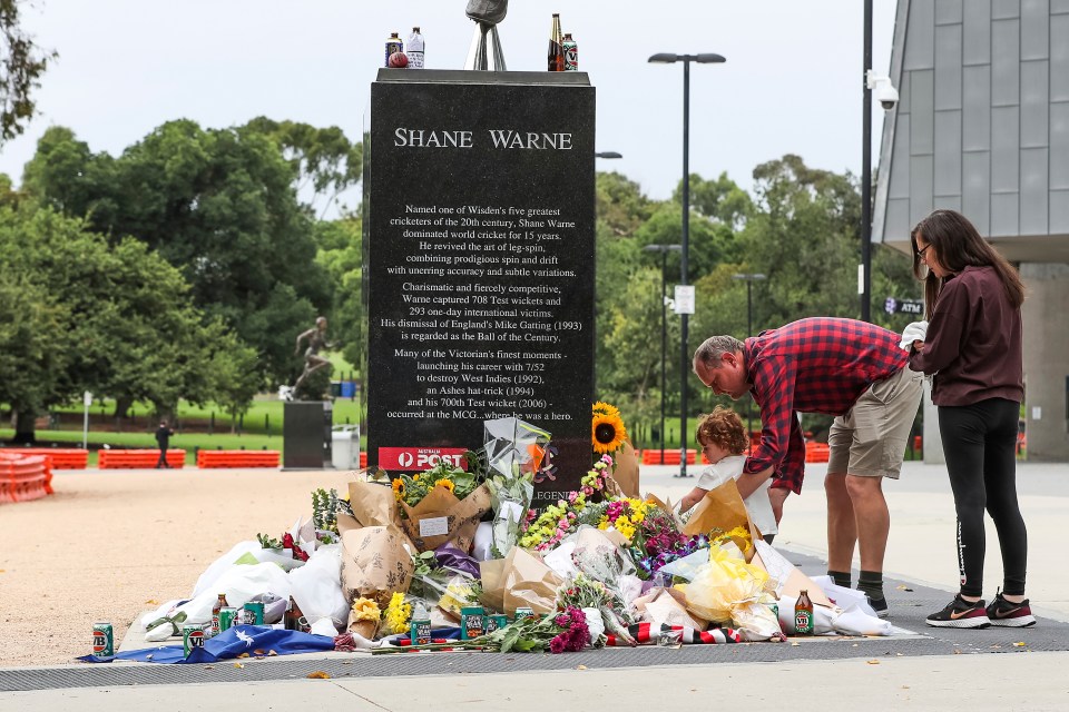 Tributes left for Warne in his native Australia