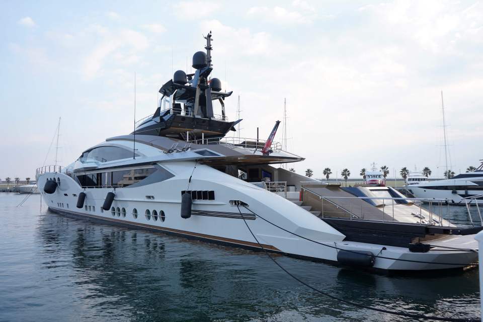 The £20million Lady M was owned by Russia's richest man