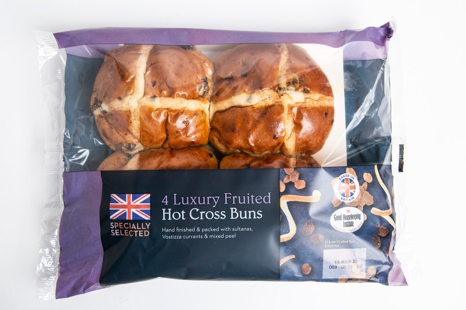 These Aldi buns have a great balance between sweet and savoury – and they smell lovely too