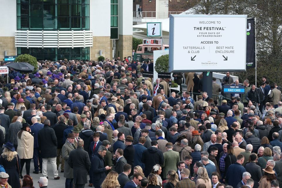 Huge crowds could be seen waiting to get into the Gloucestershire venue