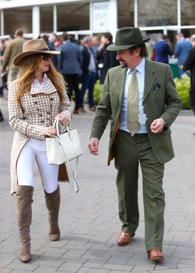 Richard Hammond and his wife Mindy were dressed up for the occasion