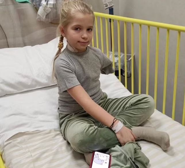 Sasha,9, lost her arm after Russian soldiers attacked her family's car