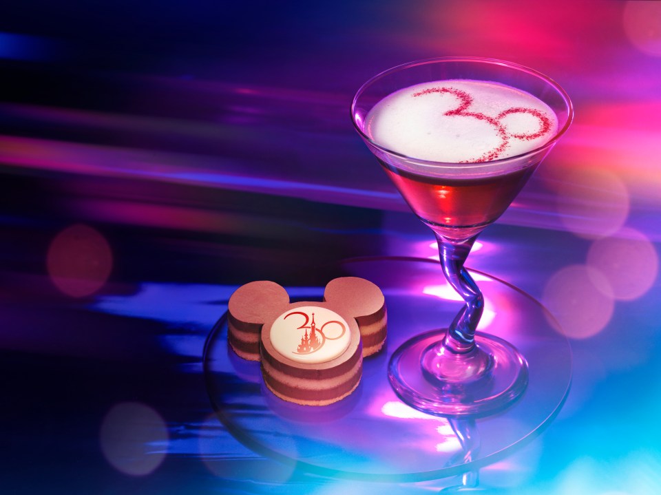 Enjoy a Disney themed cocktail as you tuck into the delicious food