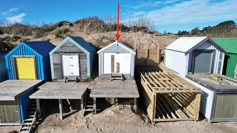 This beach hut in a Welsh tourist spot has gone on sale for a staggering £200,000