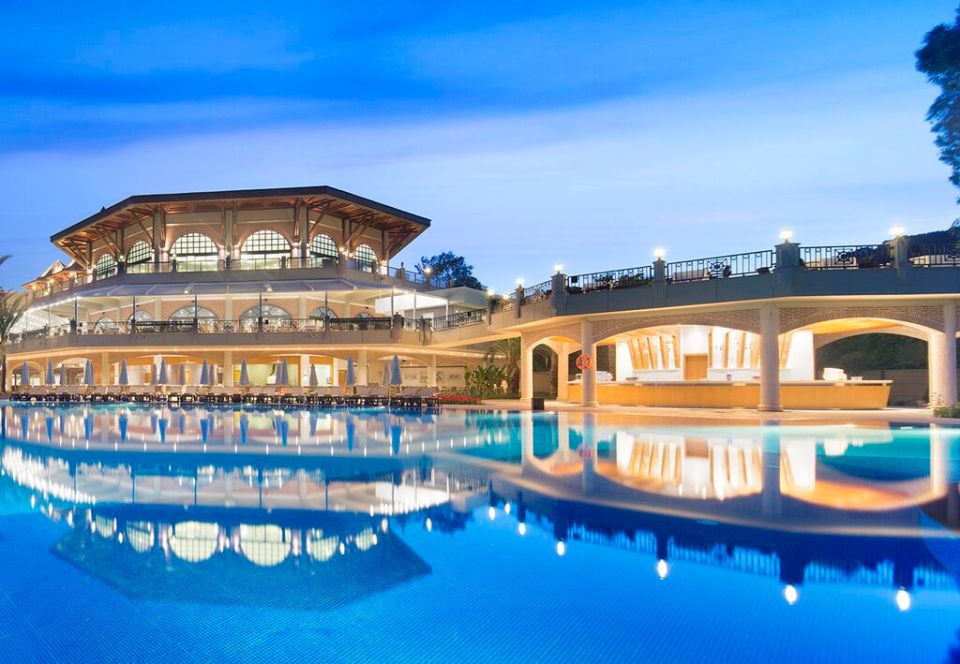 The Papillon Zaugma Relaxury resort boasts four outdoor pools, one indoor and an aqua park pool with four different slides