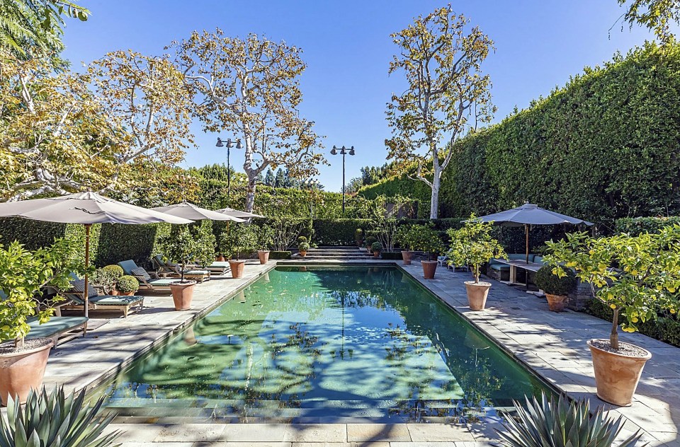 Robbie Williams has just splurged a reported .5m on a luxurious new Beverly Hills pad