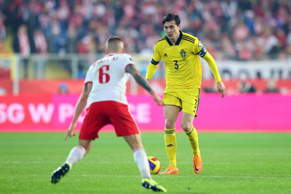 Lindelof was part of the Sweden aide that lost 2-0 to Poland