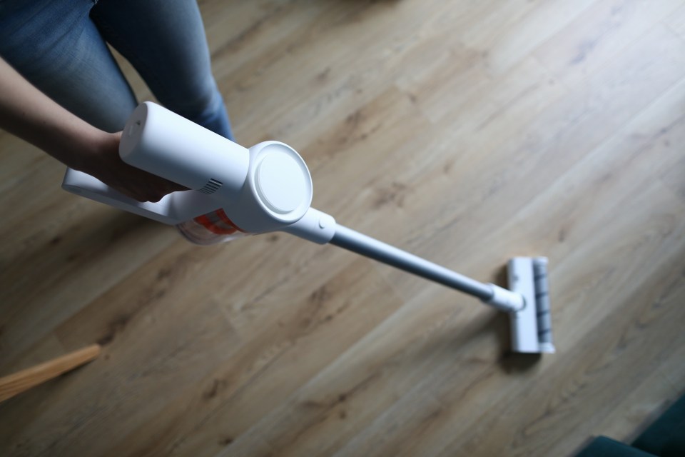 Using baking soda on hardwood floors can remove stains easily