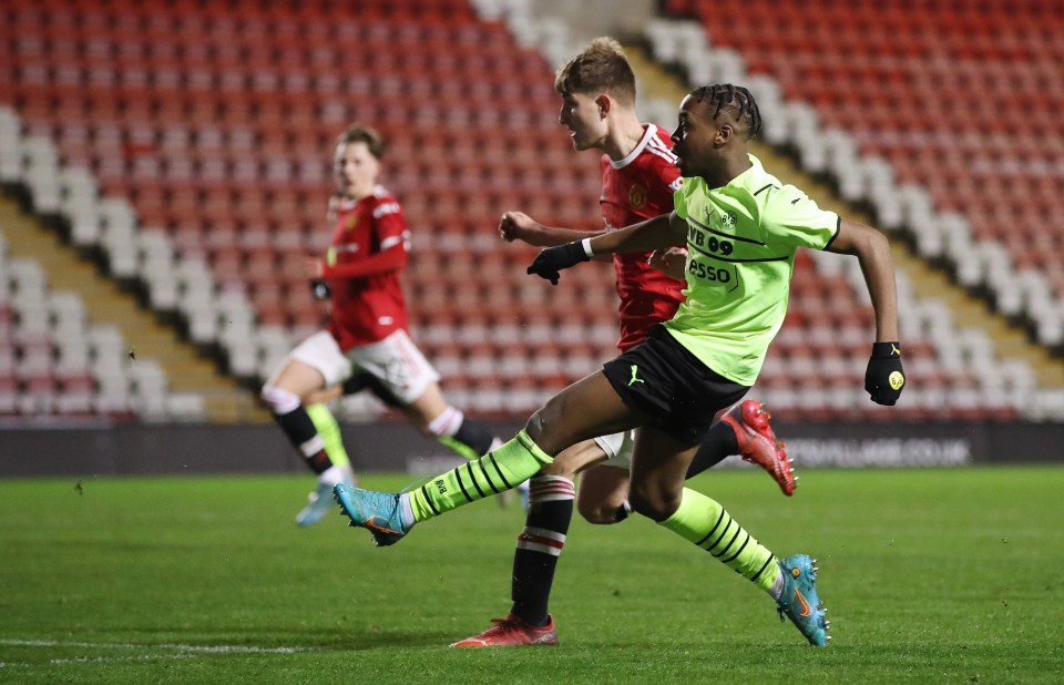 English teenager Bynoe-Gittens scored a brace in the UEFA Youth League tie