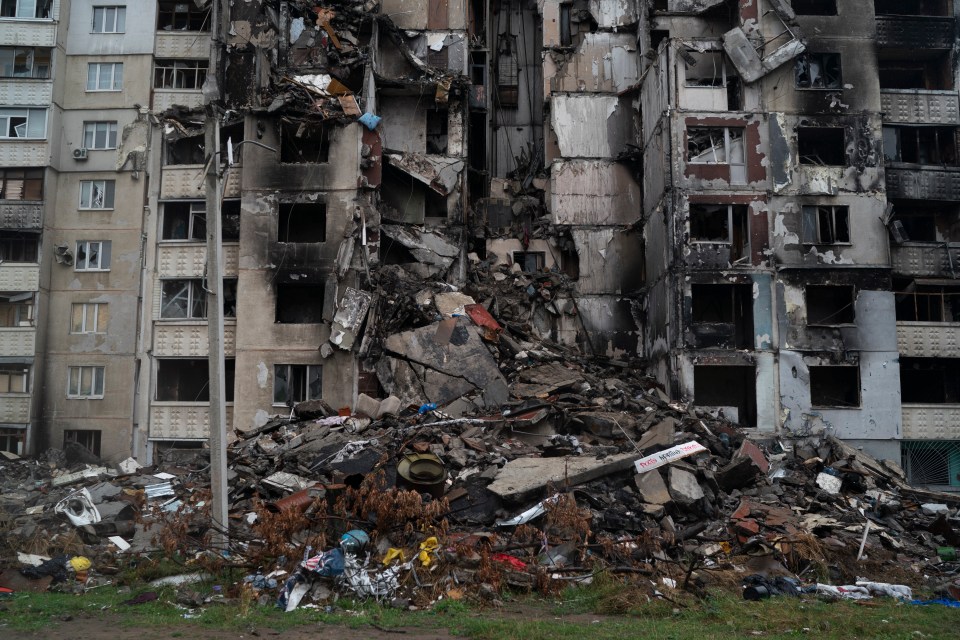 Ukraine apartment buildings are destroyed after Russia bombings