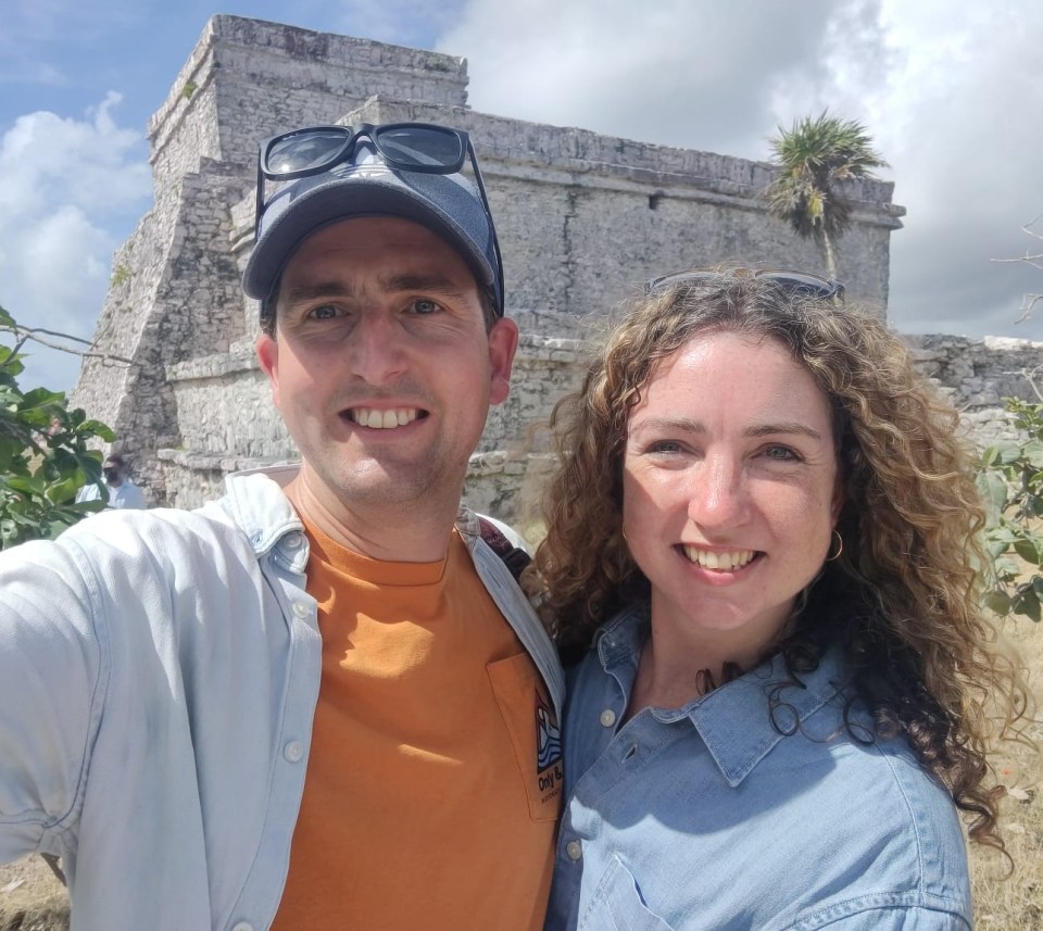 Chris and Lisa Hewett were on holiday in Mexico