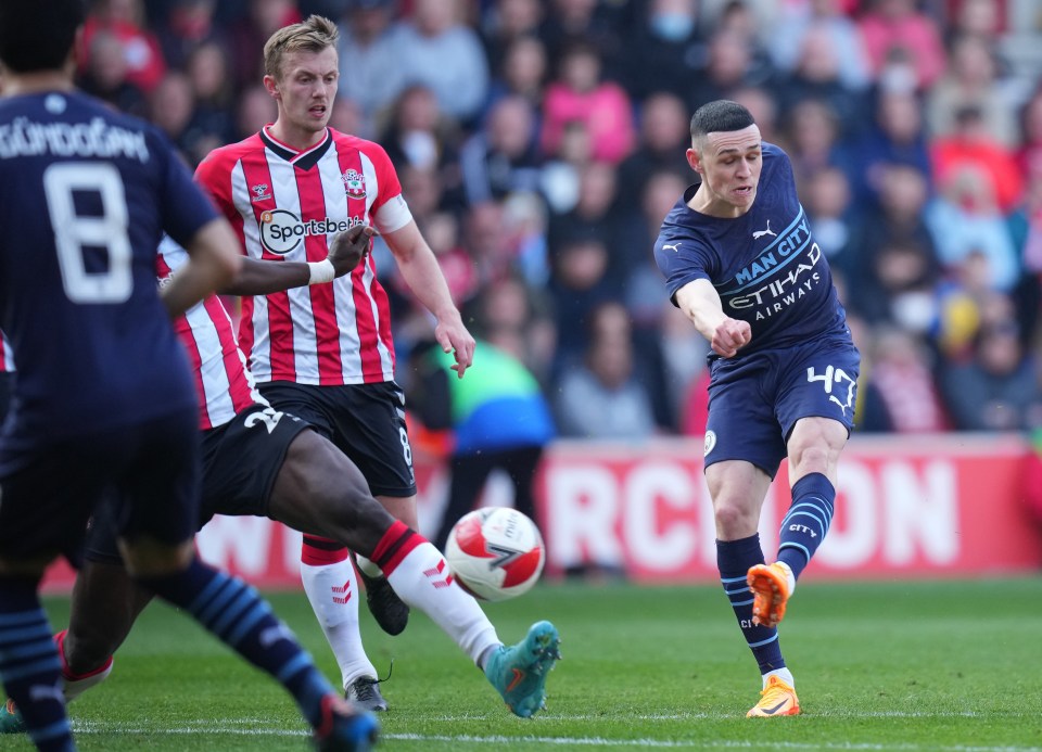 Phil Foden's strike put City clear of a Saints fightback