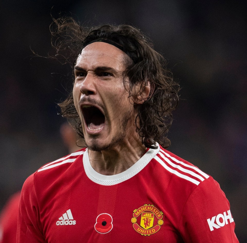 Inter Milan reportedly want Man Utd’s Edinson Cavani