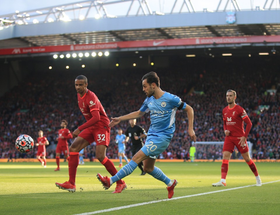 Manchester City and Liverpool will continue their pulsating rivalry on Sunday