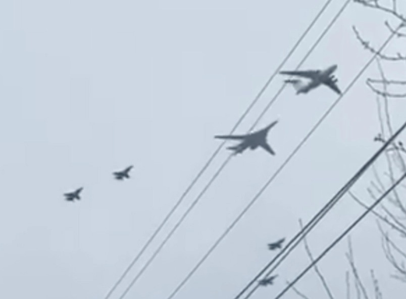 TU-160 nuclear bombers were seen in the skies over western Russia on Monday