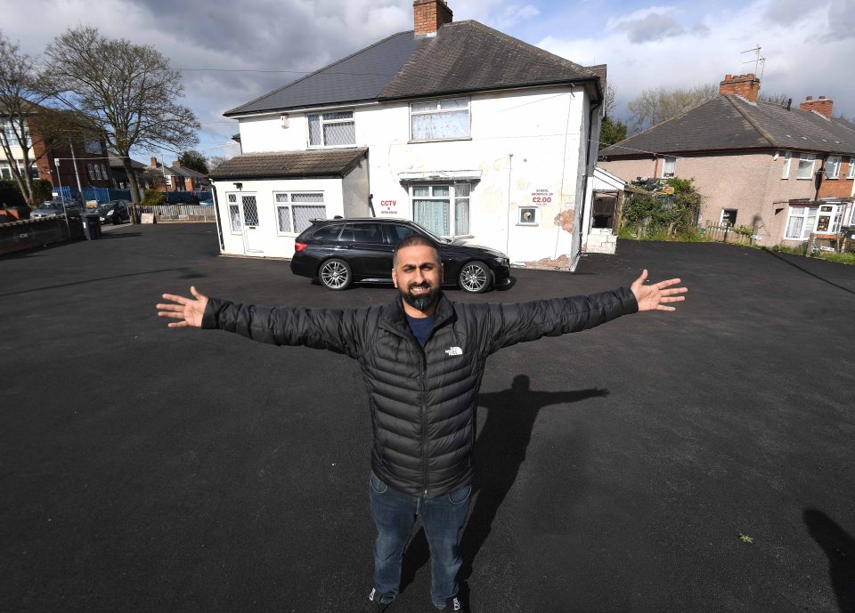 Akeel splurged a whopping £20,000 transforming his drive into a car park for doctors and nurses