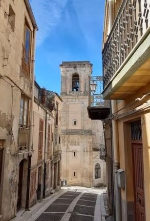 He purchased the rundown house in Mussomeli, Sicily