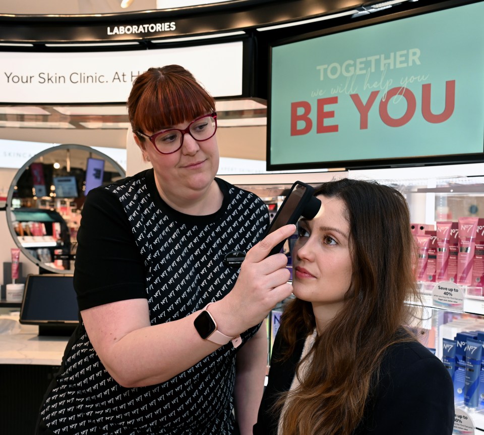 The hi-tech device used takes a scientific snap of your forehead, cheek, eye corner and jawline