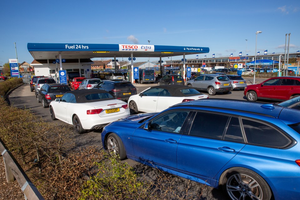 Queues for fuel at Tesco Petrol station in Newmarket, Suffolk