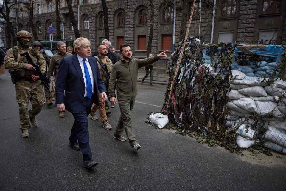 Yesterday, Boris Johnson met Ukraine's president Volodymyr Zelensky in Kyiv