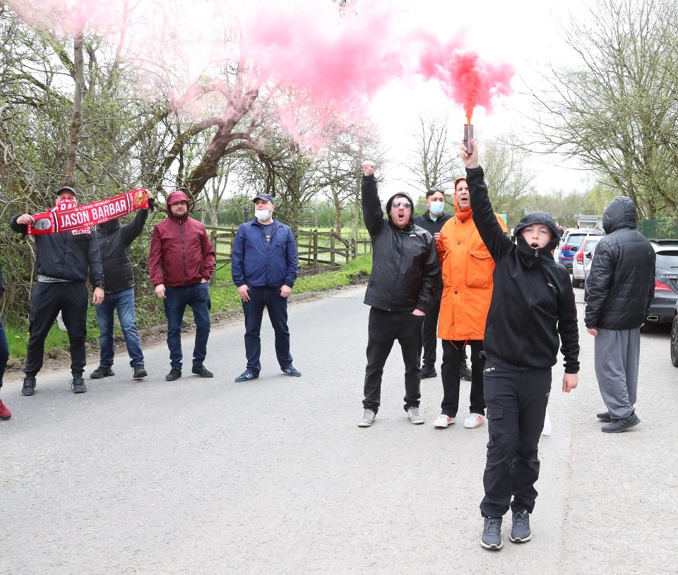 United will end the season trophyless - which has not gone down well