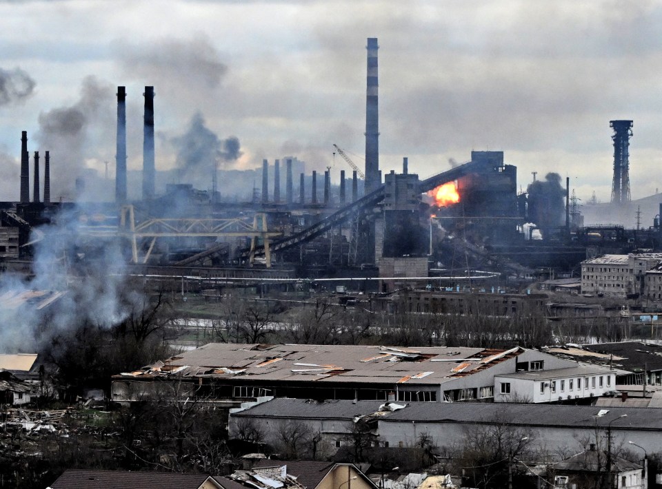 The Martyrs of Mariupol at the steelworks have vowed to fight to the death