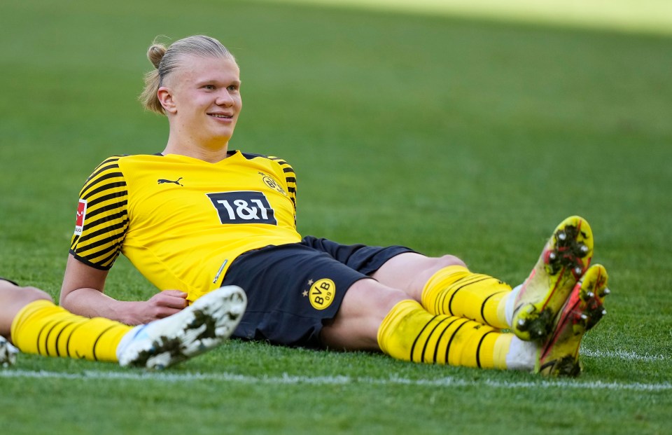 Borussia Dortmund are anything but laid back when it comes to sorting out the future of Erling Haaland - demanding the striker give them a quick answer