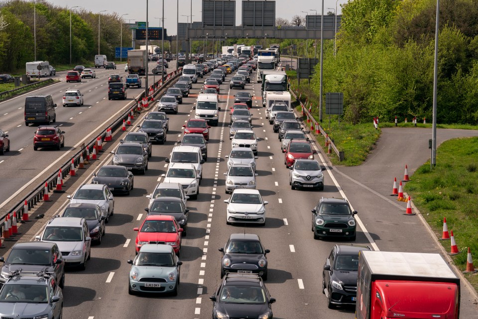 Traffic on the M25 on Easter Monday