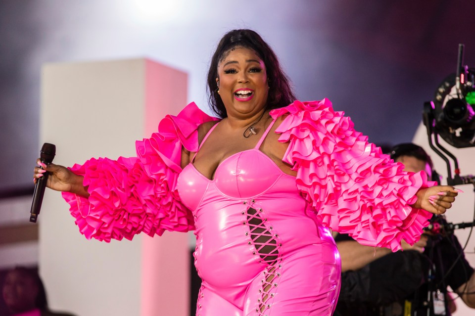 Lizzo has agreed a £1.5million deal with the British online clothing retailer Pretty Little Thing to release her own range of clobber promoting body positivity